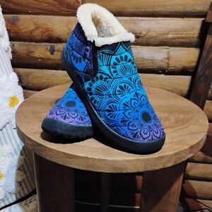 Yes We Vibe Blue/Purple Mandala Shoes